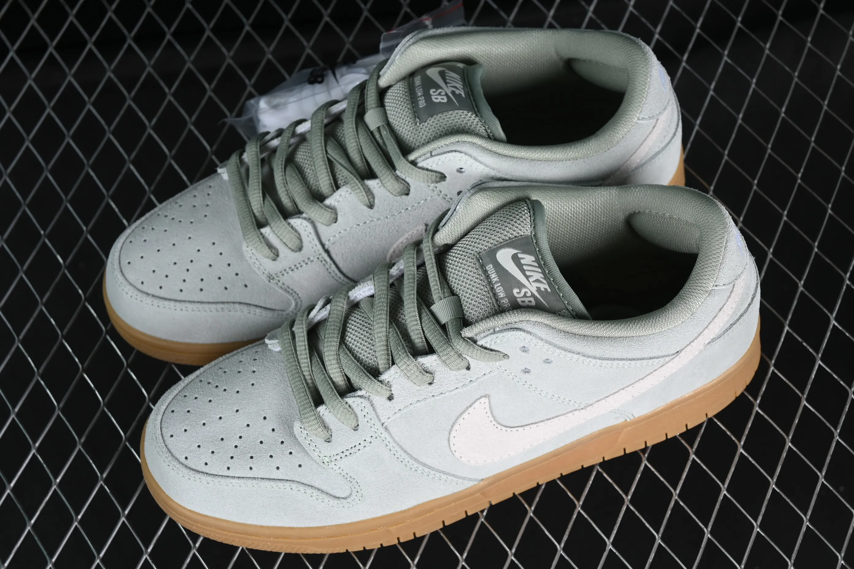 All categories Nk SB Dunk series Nk SB Dunk Low low-top sneakers Nk Dunk Low SB low-top casual sports skateboard shoes BQ6817-300